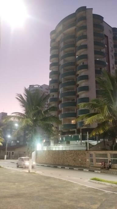 lindo apartamento frente mar