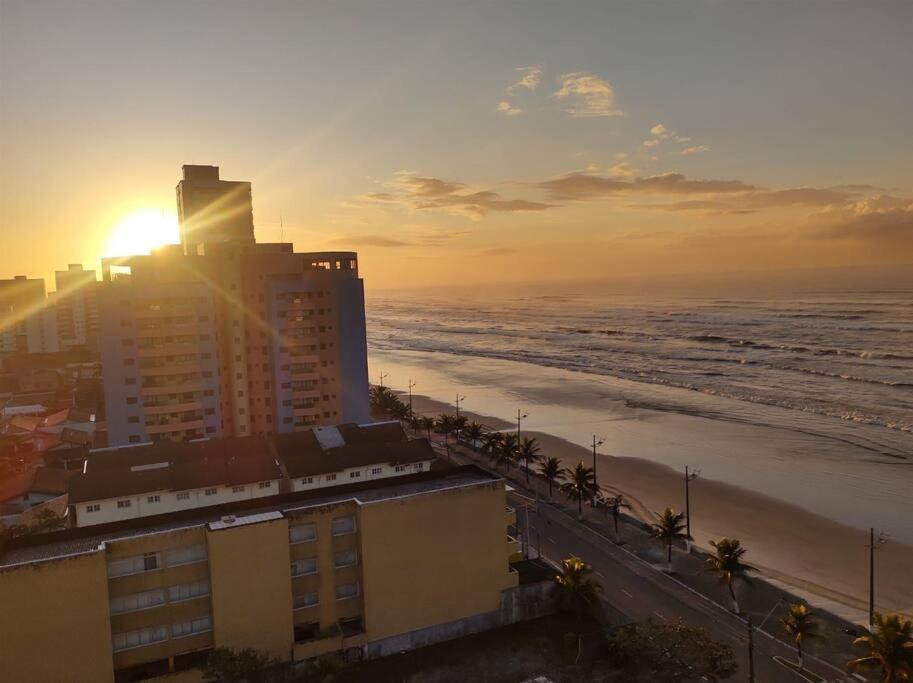 lindo apartamento frente mar
