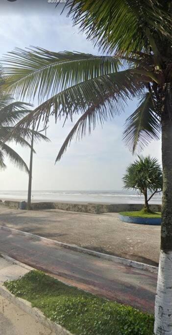lindo apartamento frente mar