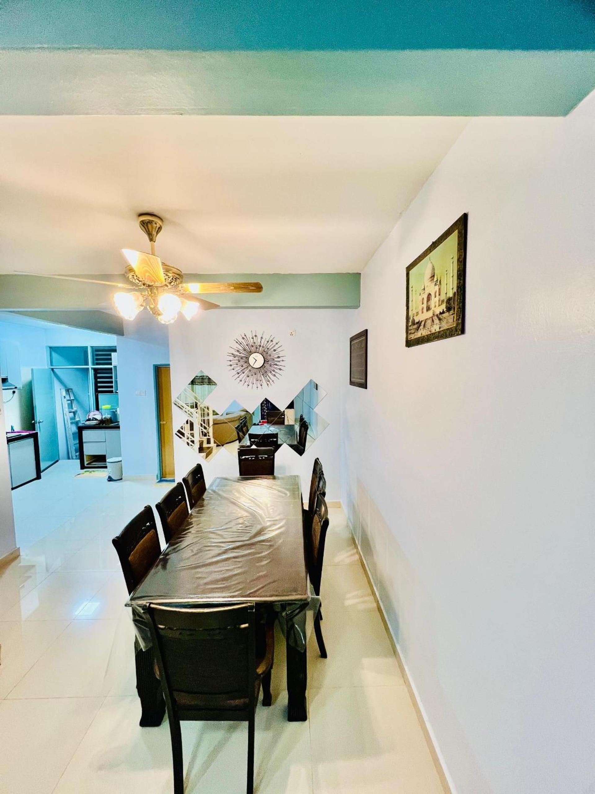 Khalifah Homestay Penaga photo 6