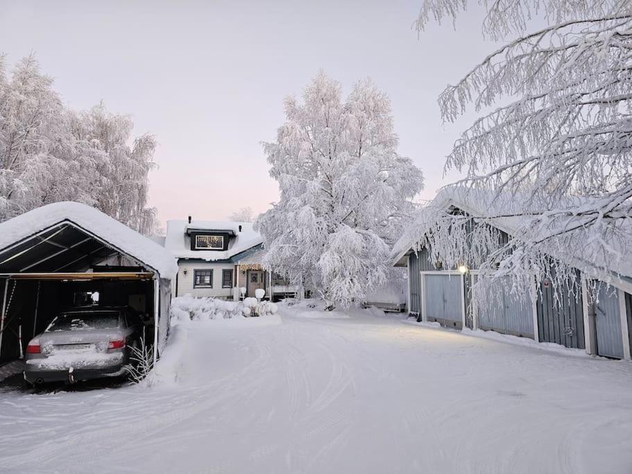 Spacious 3BR Riverside Villa with Private Sauna