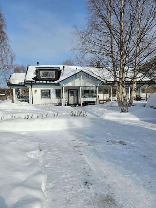 Spacious 3BR Riverside Villa with Private Sauna