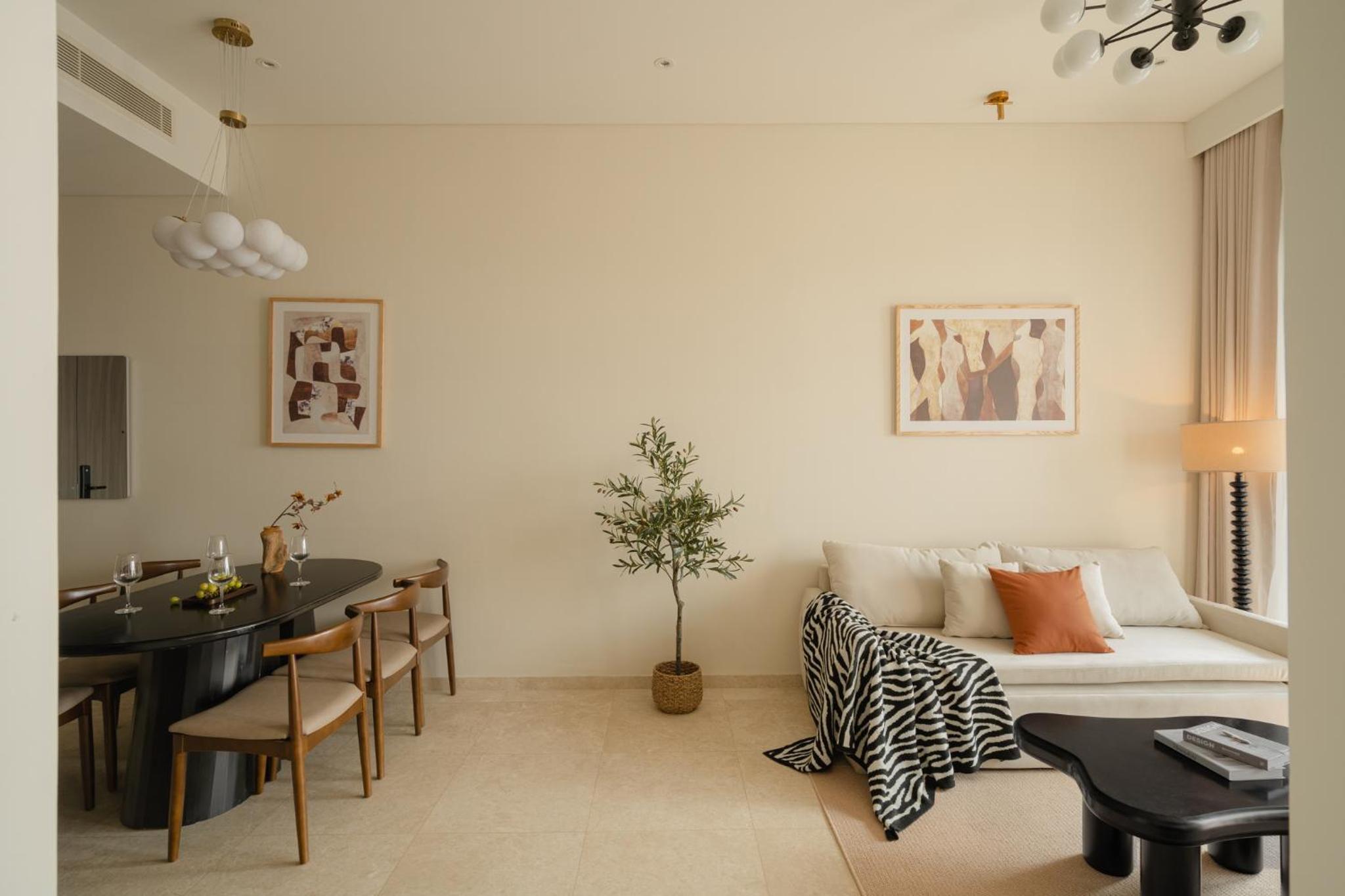 MarQ District 1 Elite Apartel by SSens