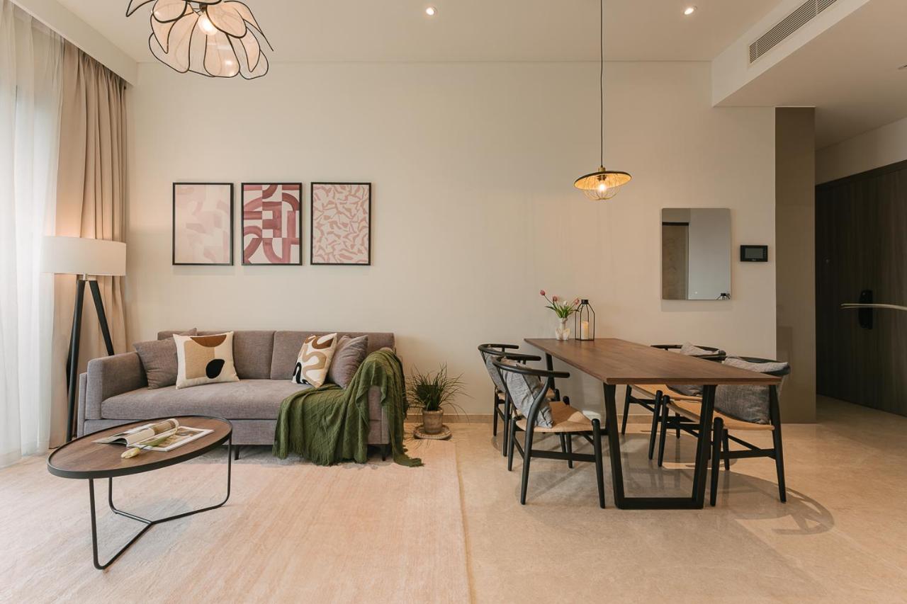 MarQ District 1 Elite Apartel by SSens