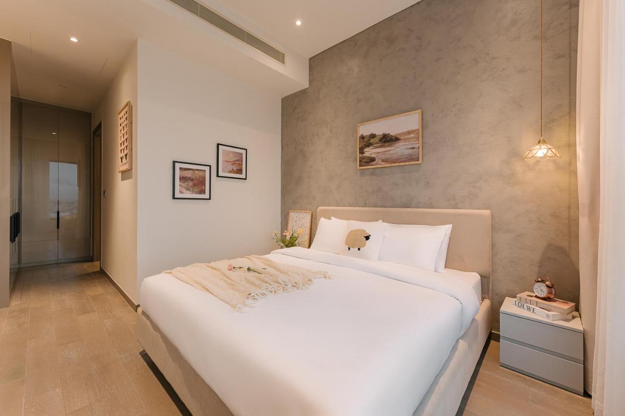 MarQ District 1 Elite Apartel by SSens