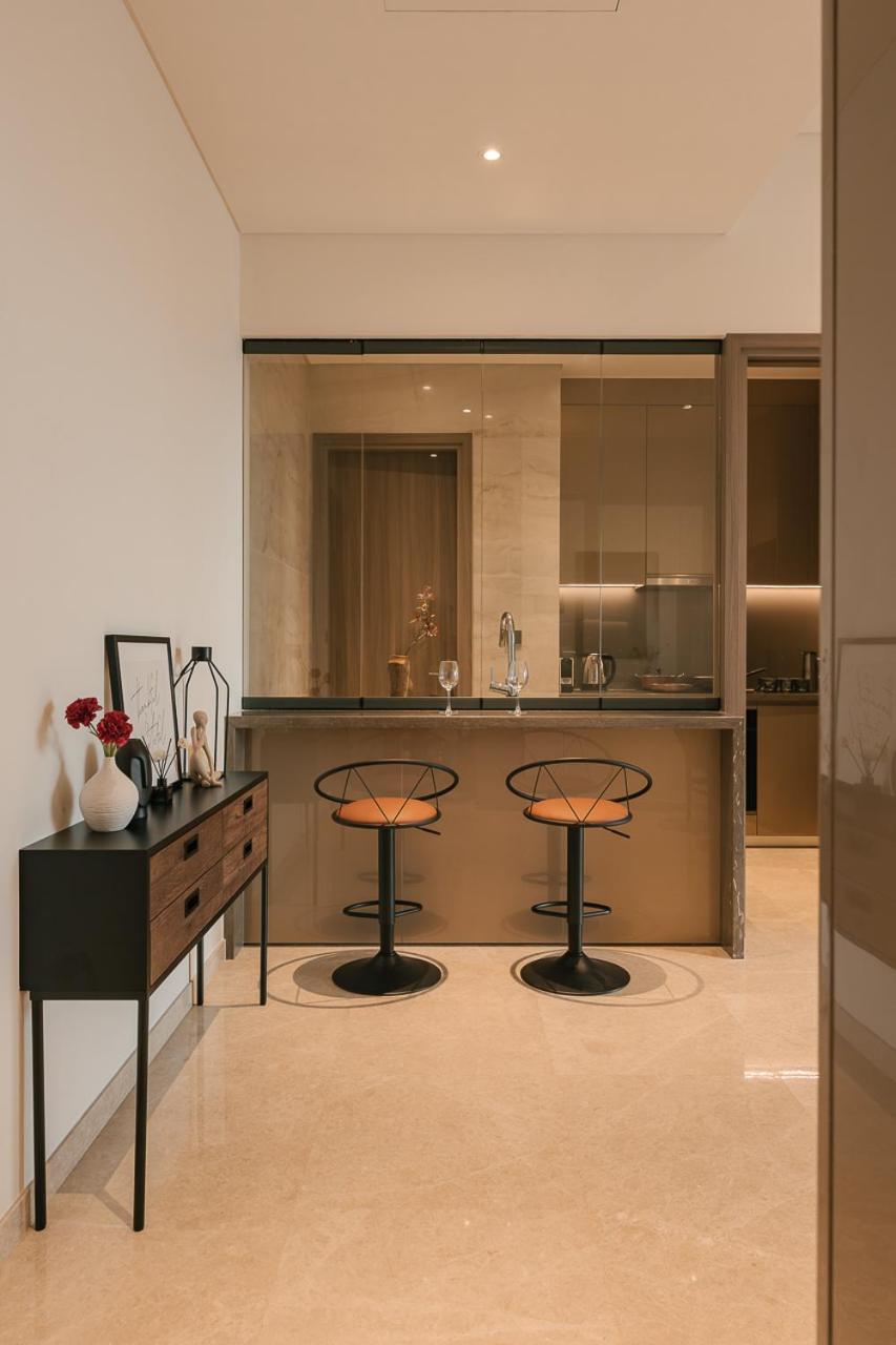 MarQ District 1 Elite Apartel by SSens