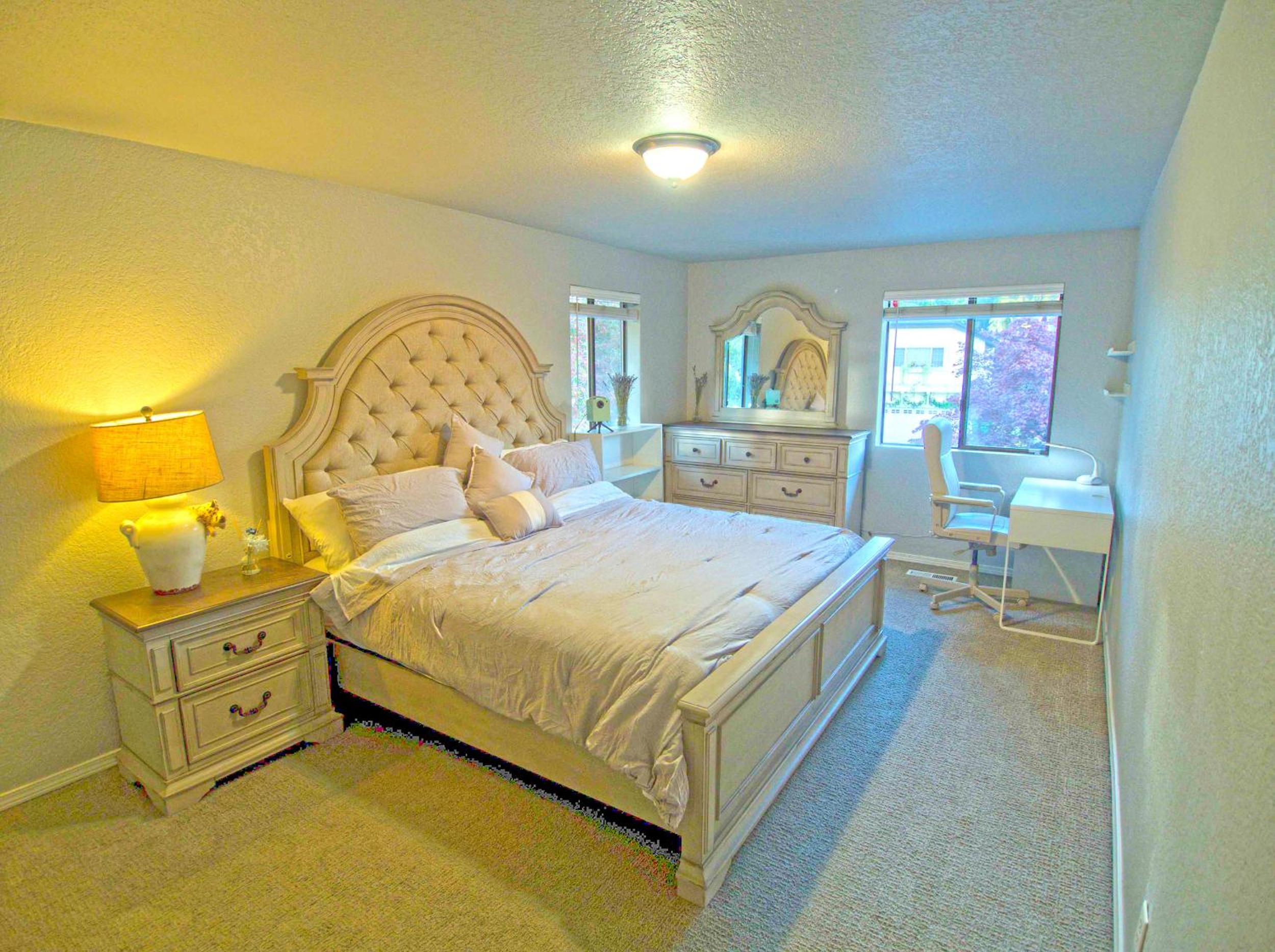Bothell River house - Property Image 11