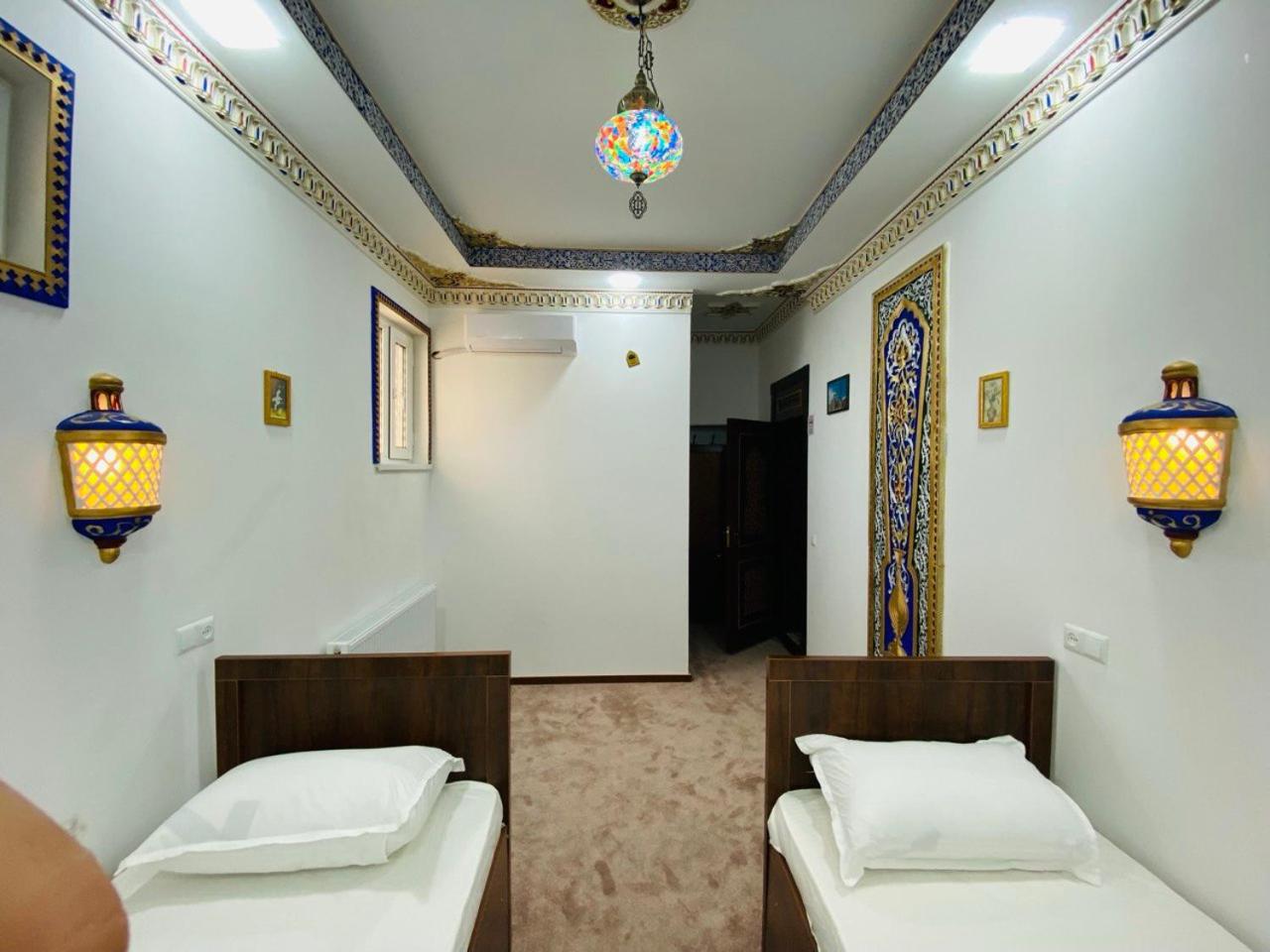 Hotel Shom