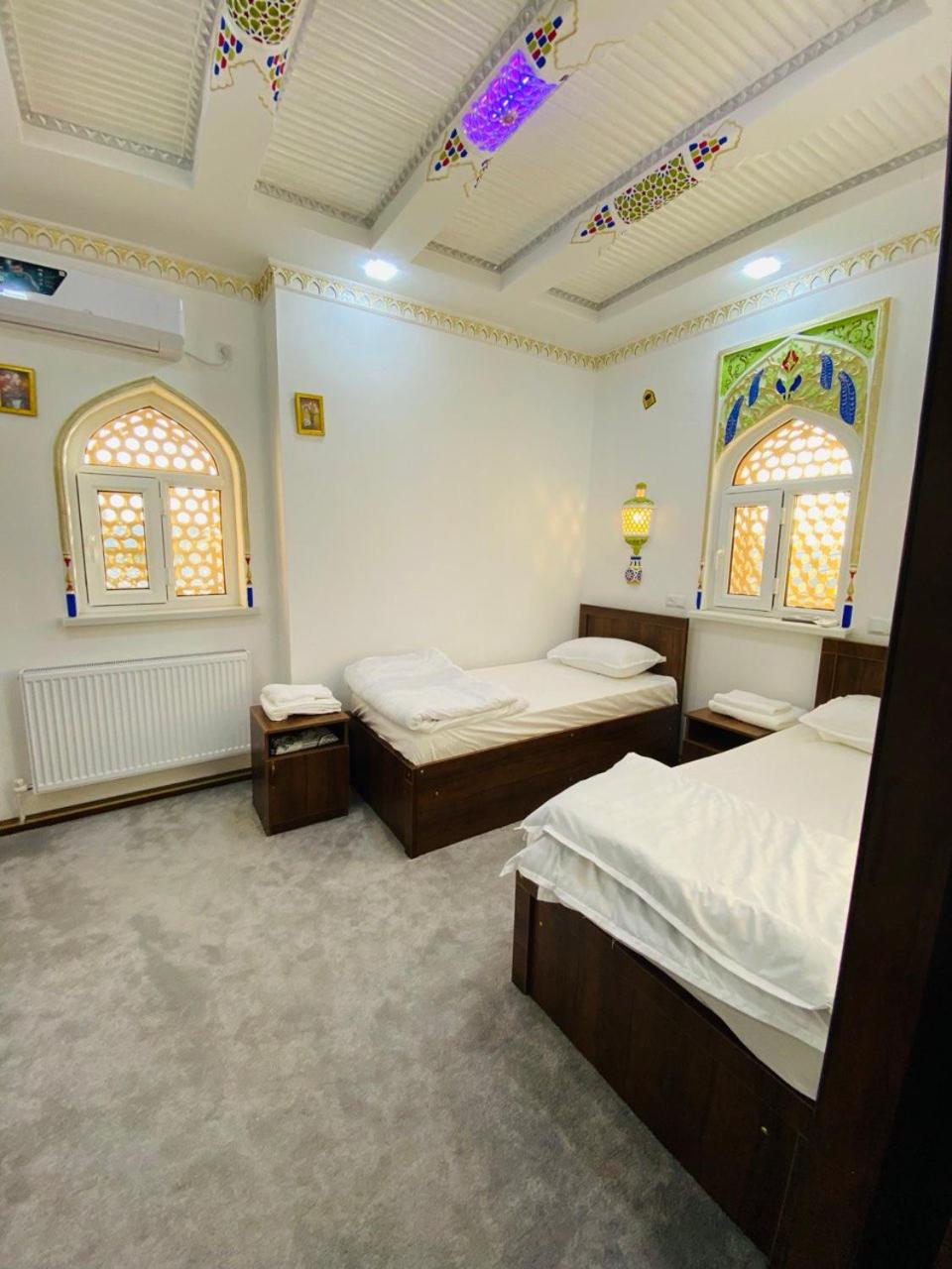 Hotel Shom