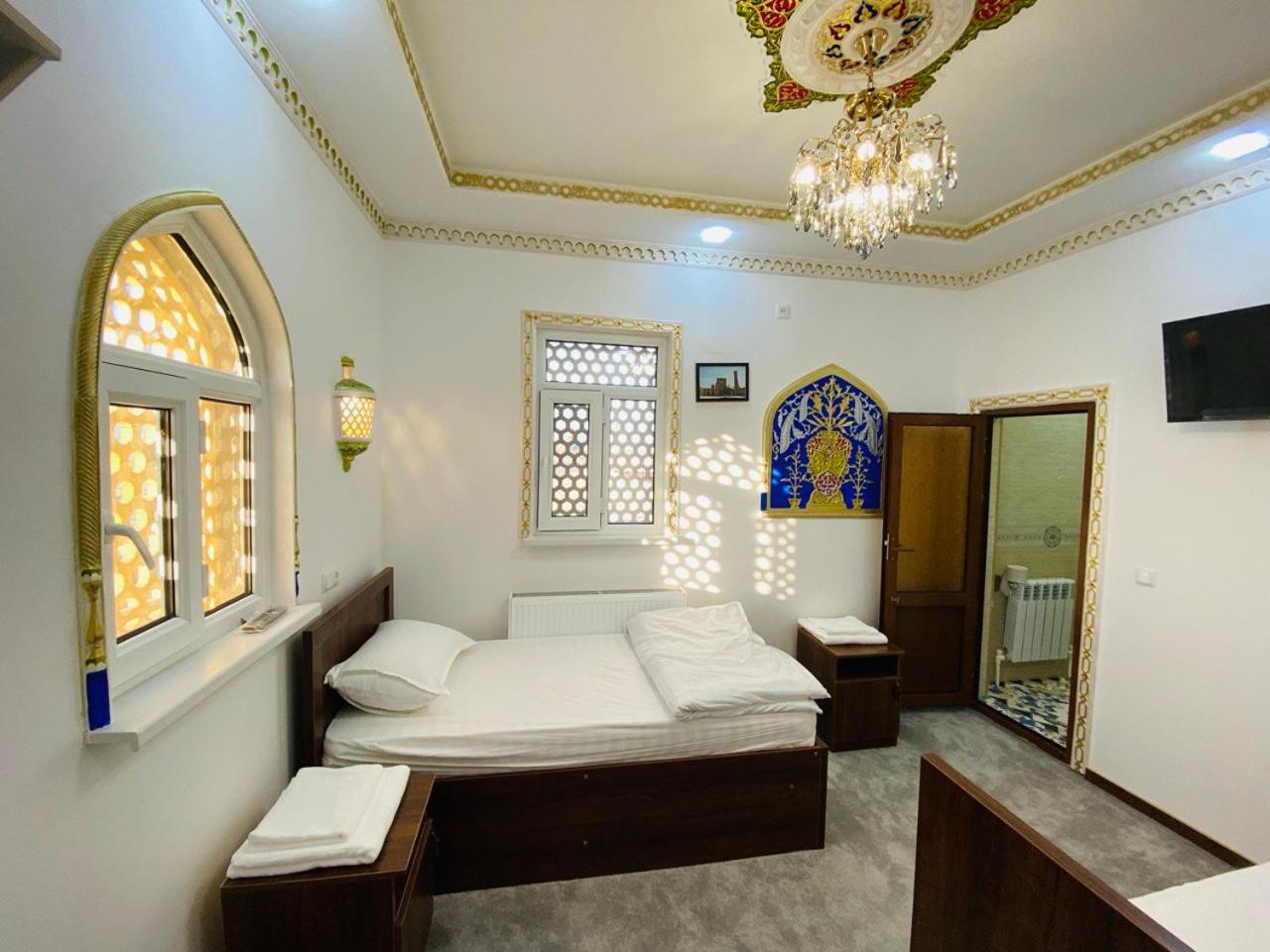 Hotel Shom