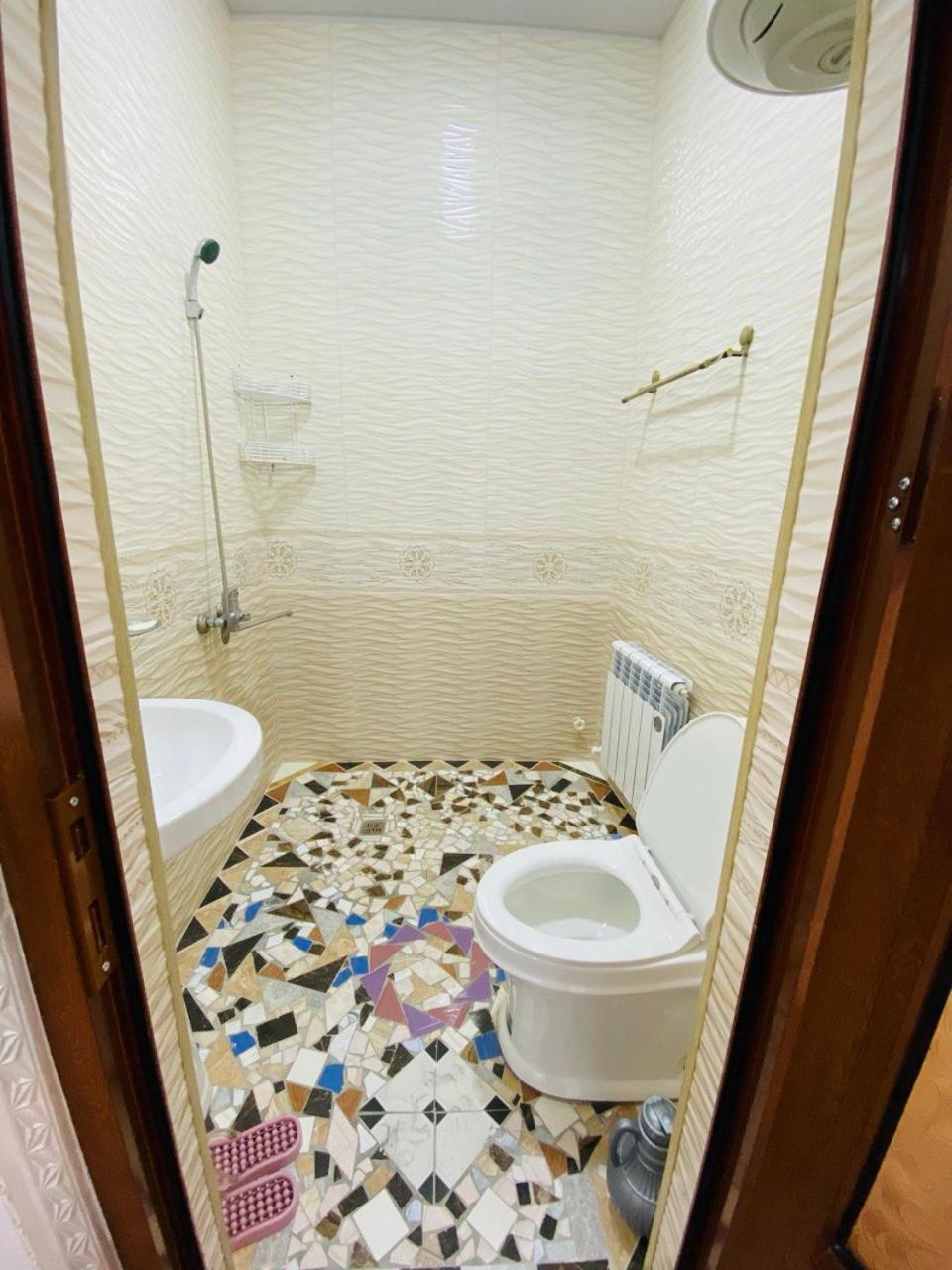 Hotel Shom