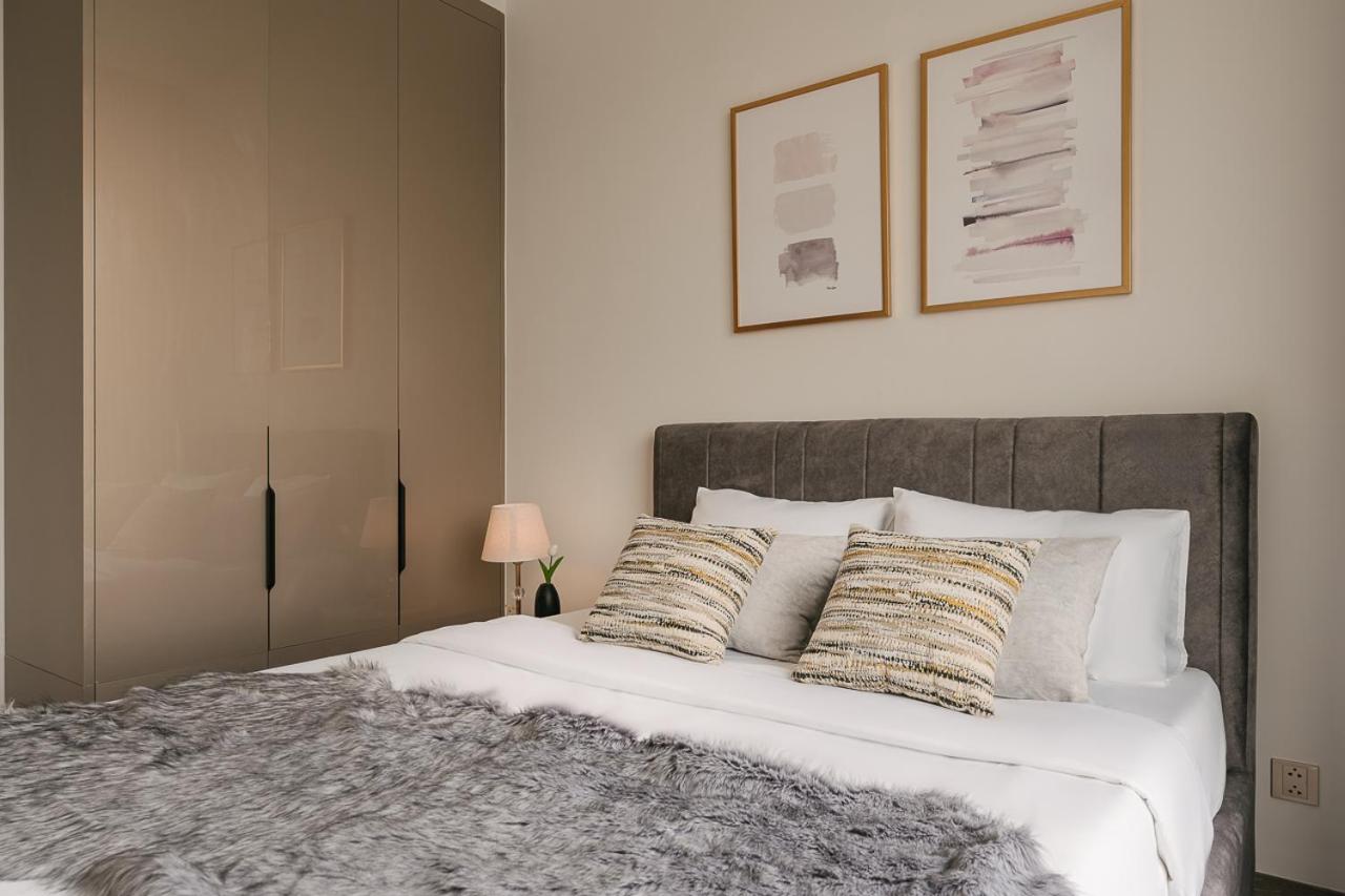 MarQ District 1 Elite Apartel by SSens