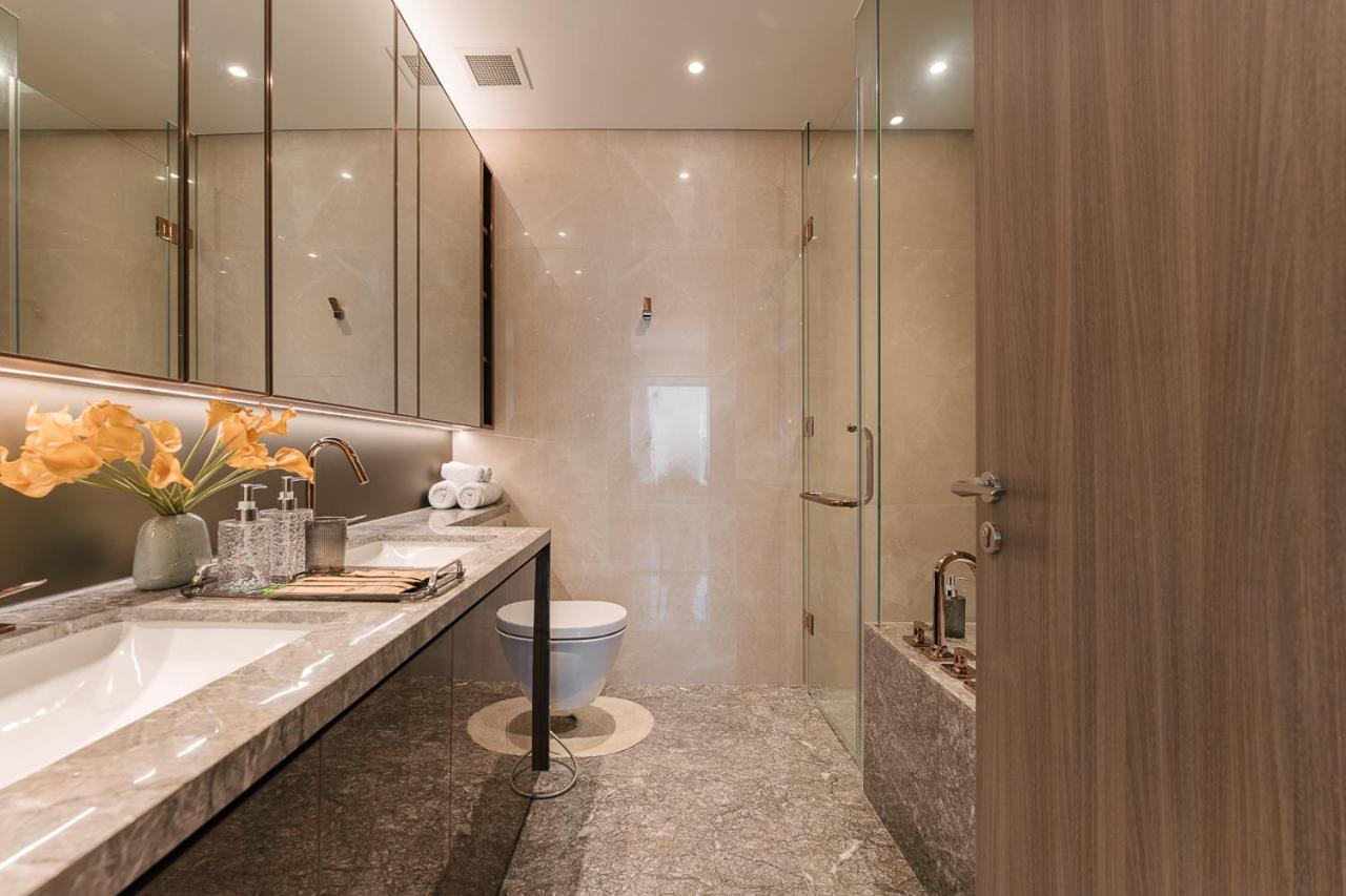 MarQ District 1 Elite Apartel by SSens