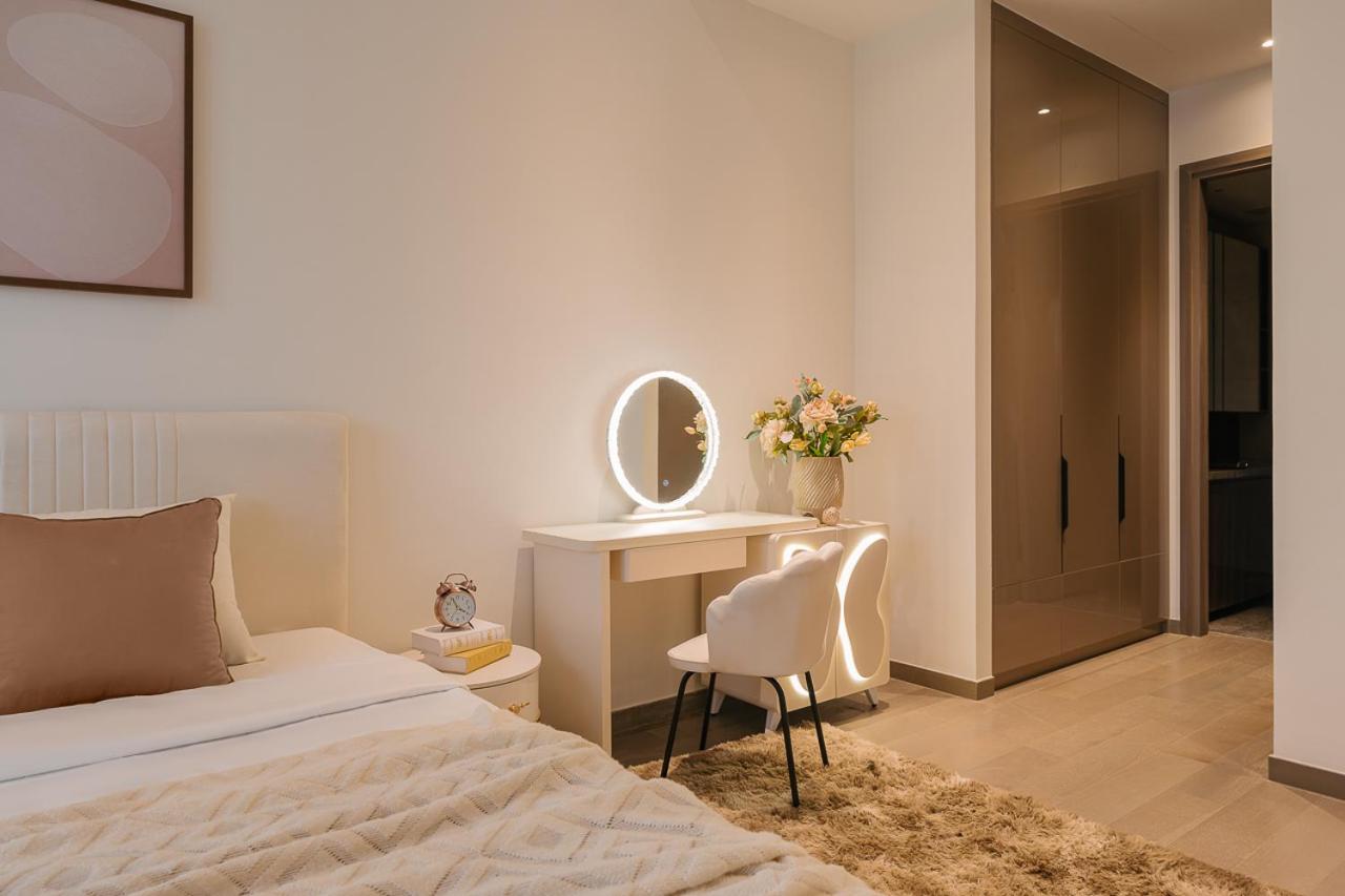 MarQ District 1 Elite Apartel by SSens