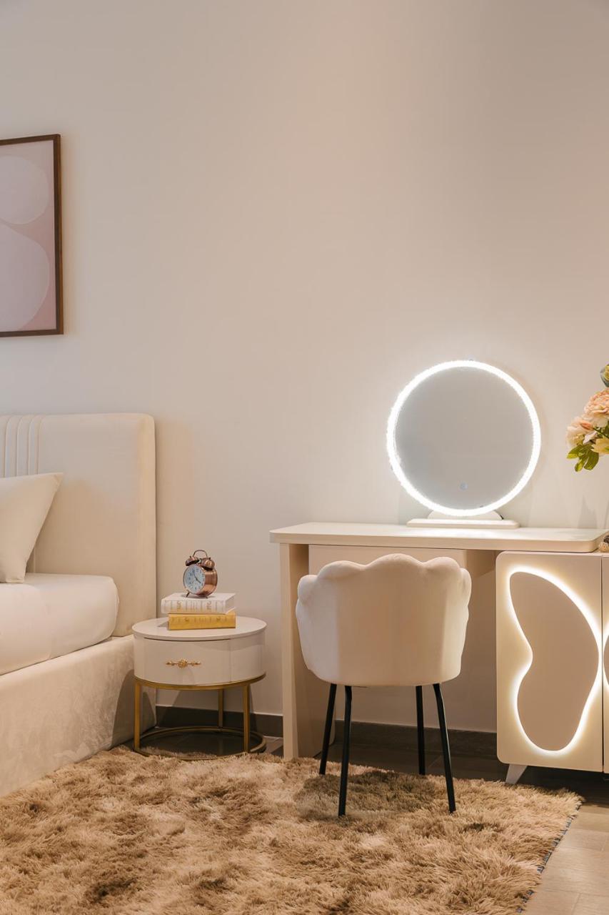 MarQ District 1 Elite Apartel by SSens