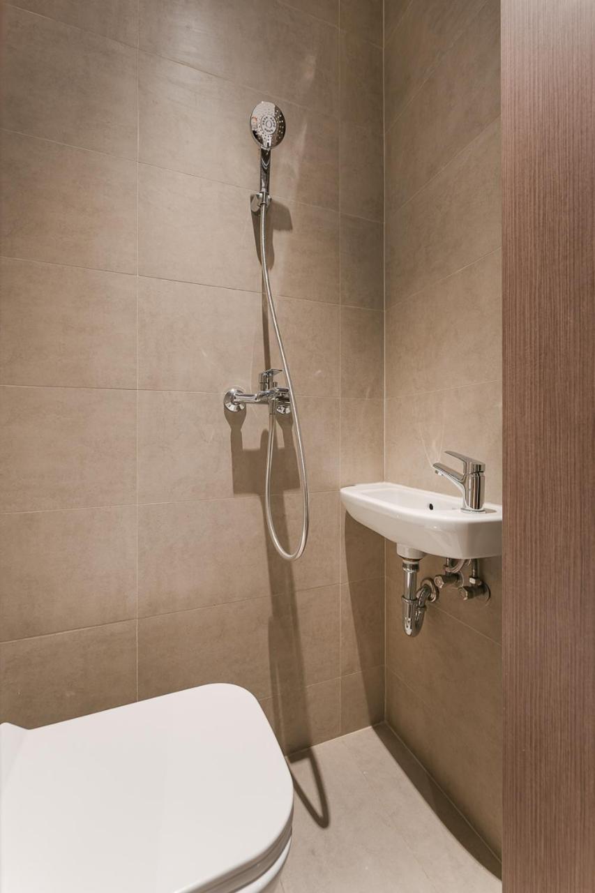 MarQ District 1 Elite Apartel by SSens