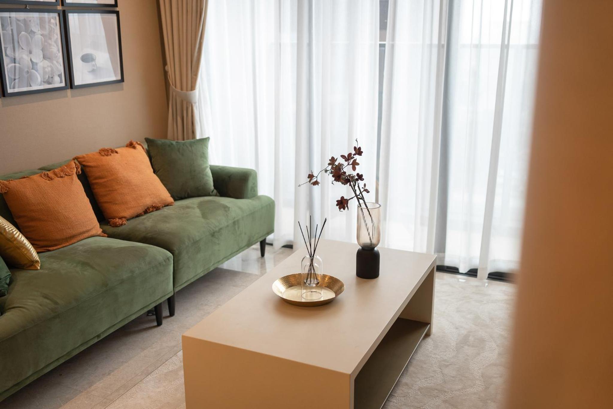 MarQ District 1 Elite Apartel by SSens