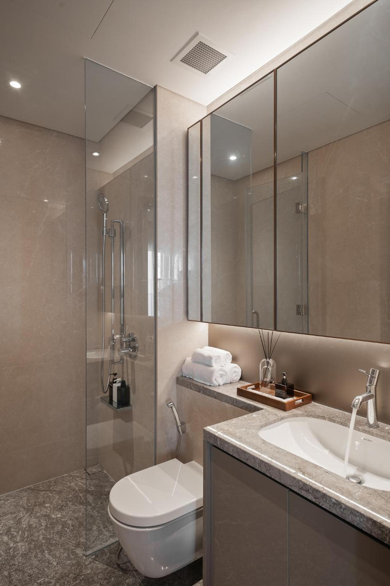 MarQ District 1 Elite Apartel by SSens