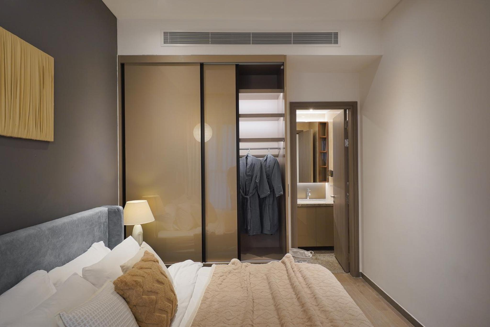 MarQ District 1 Elite Apartel by SSens