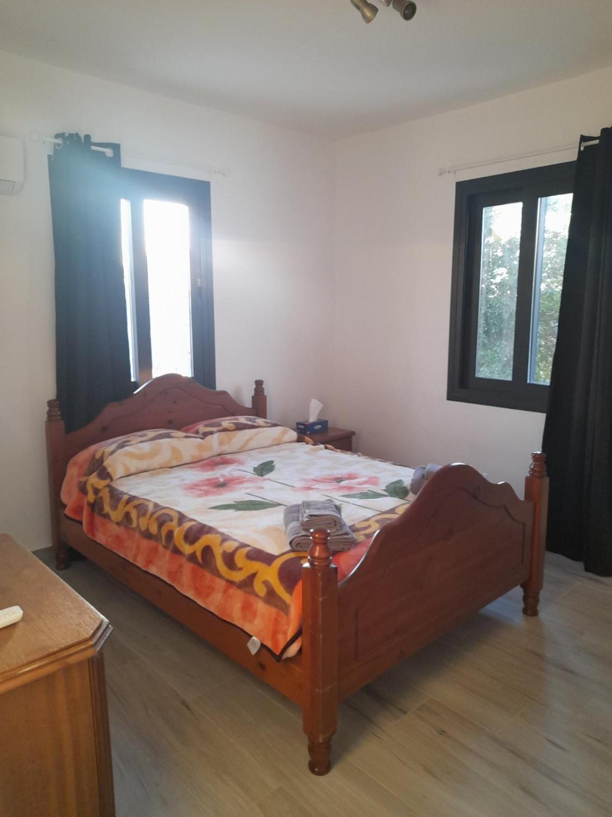 Pomos rockaway beach house