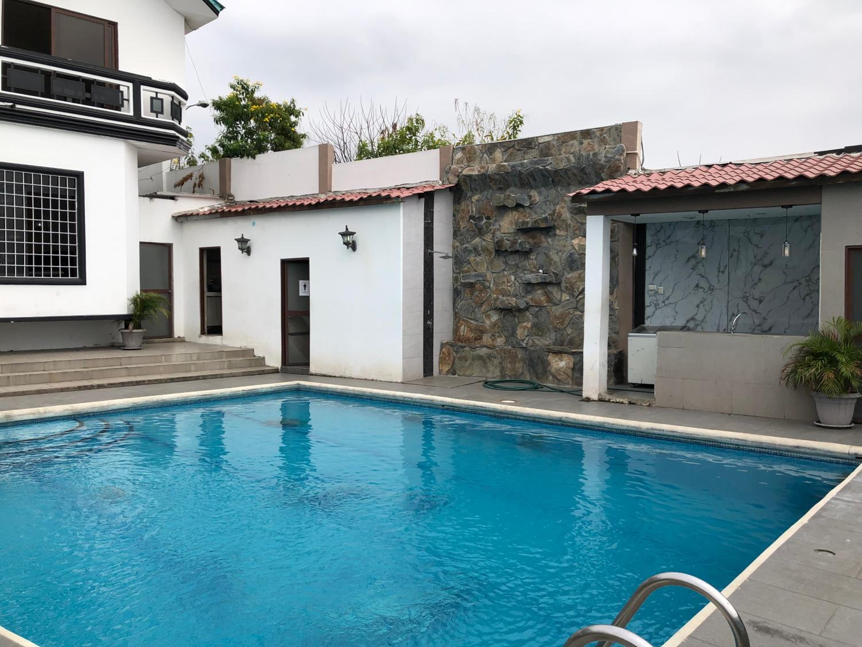 Casa con piscina