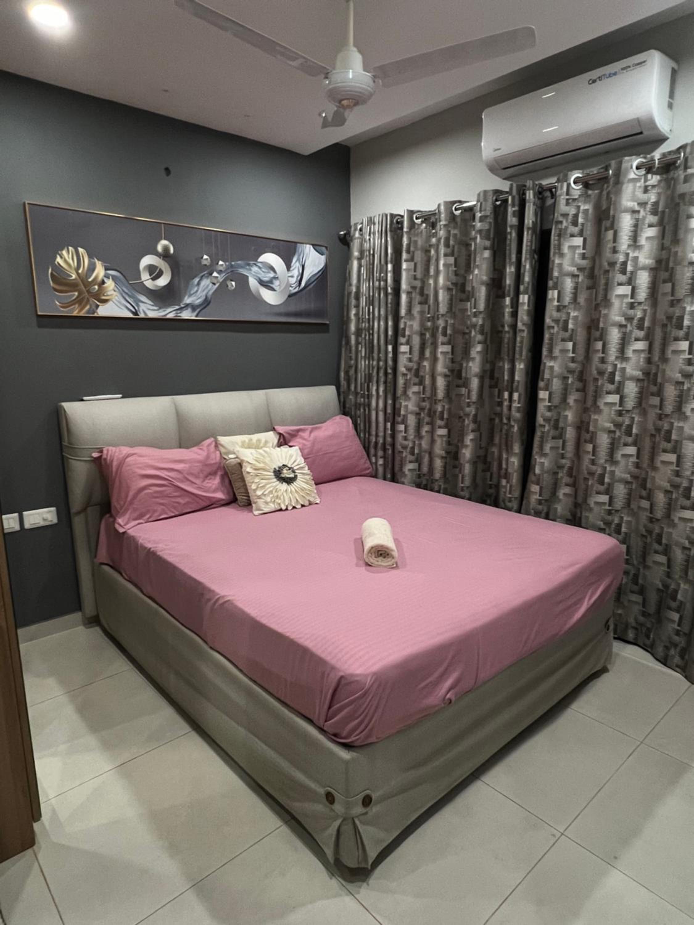 Stylish 1-Bedroom Apartment at Aqua View