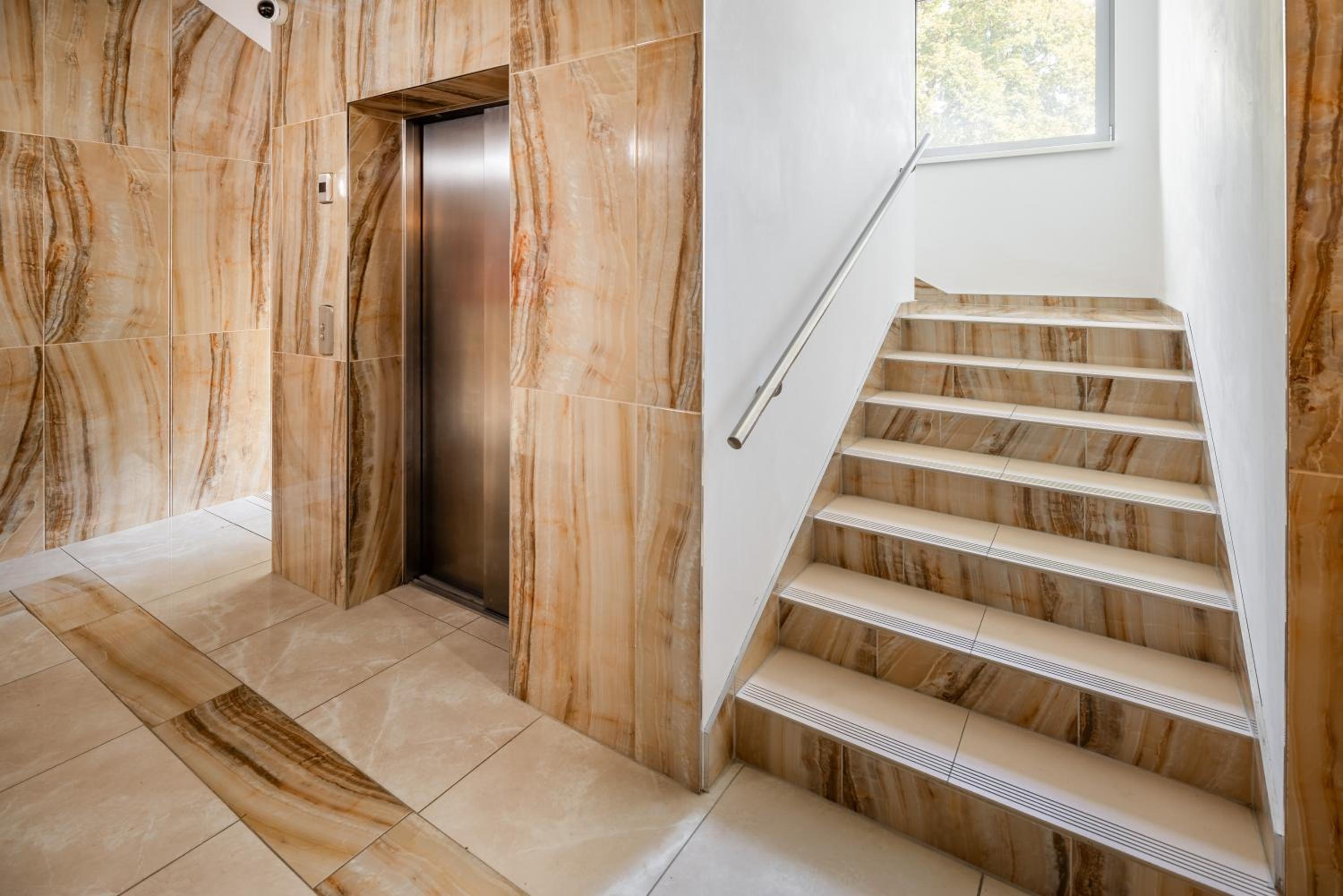 City Center Gallery Apartment
