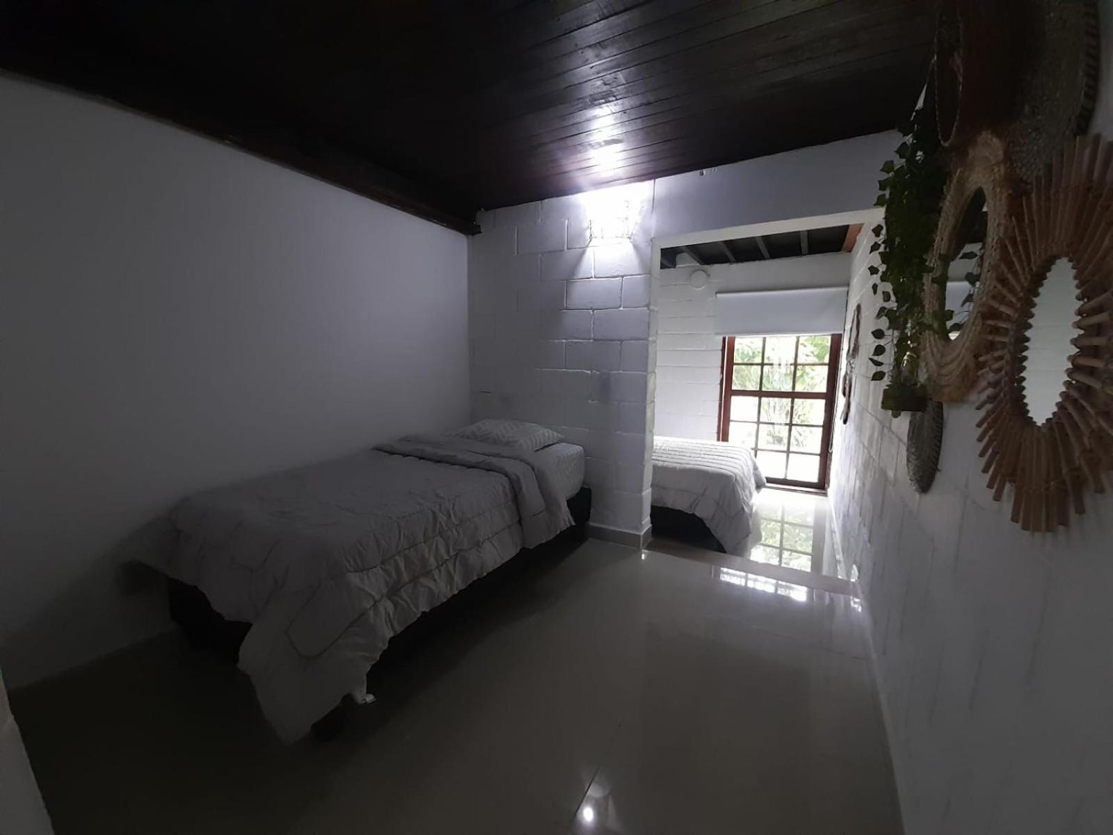 Hotel MACA lago calima