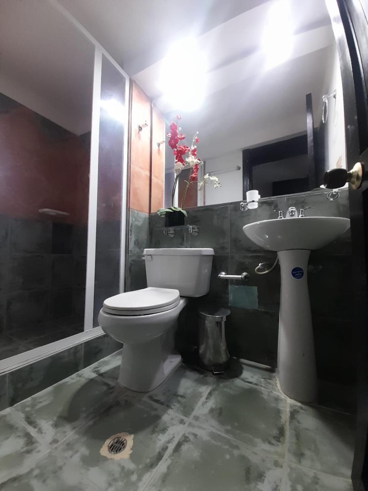Hotel MACA lago calima