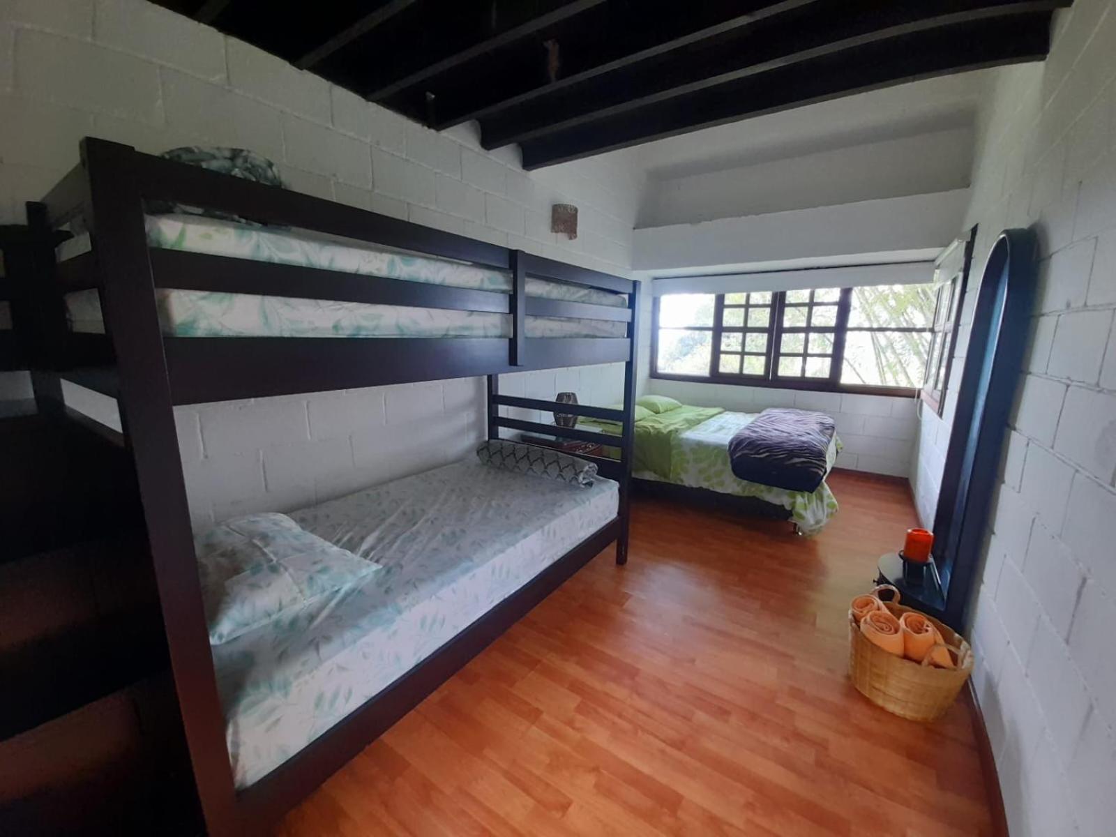 Hotel MACA lago calima