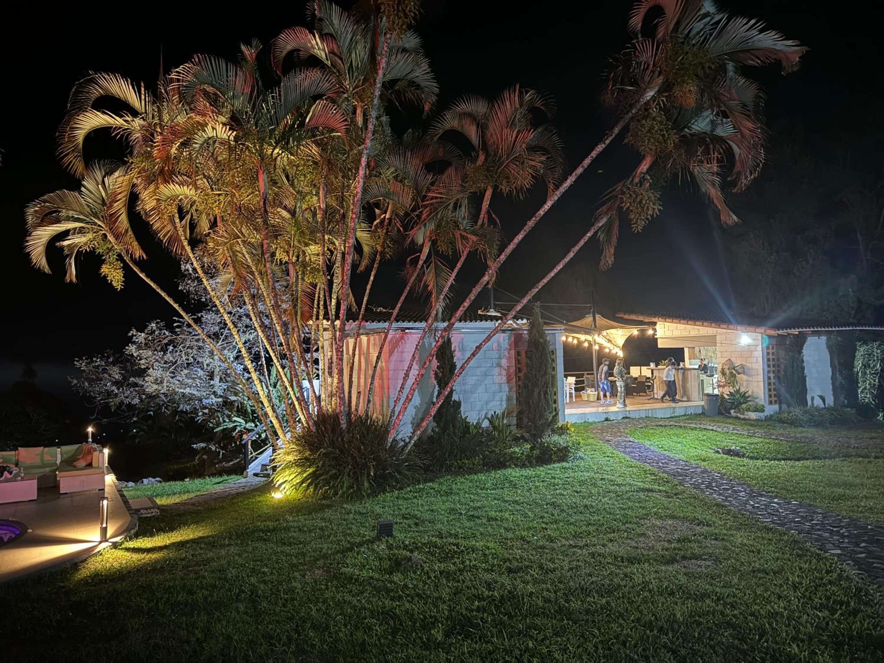 Hotel MACA lago calima
