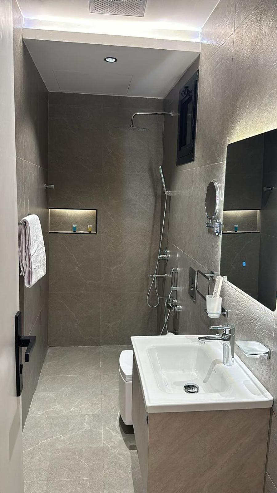 XYZ Hotel - King Fahd Road