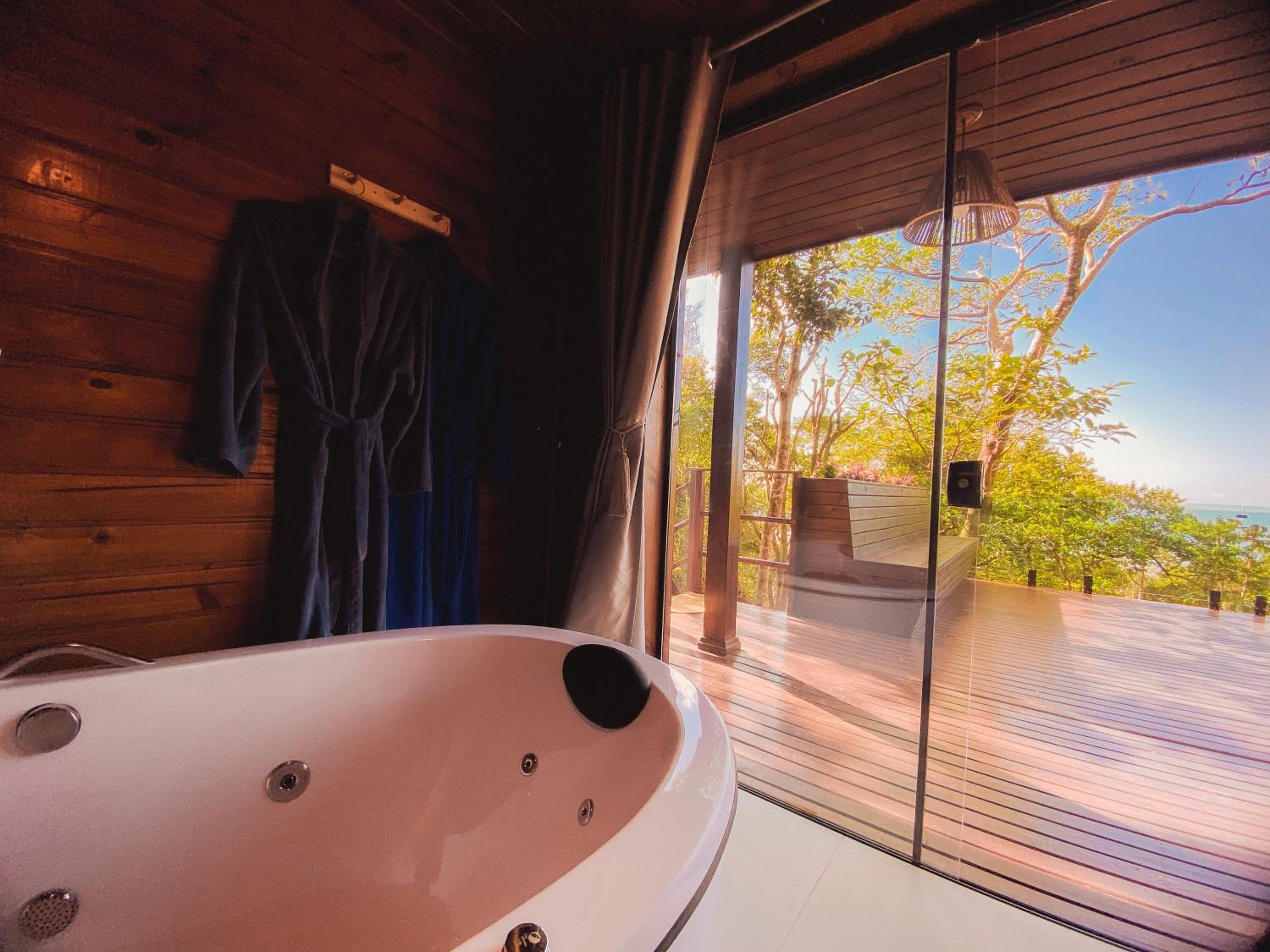 Cabana Romântica vista mar com duas spas privativas