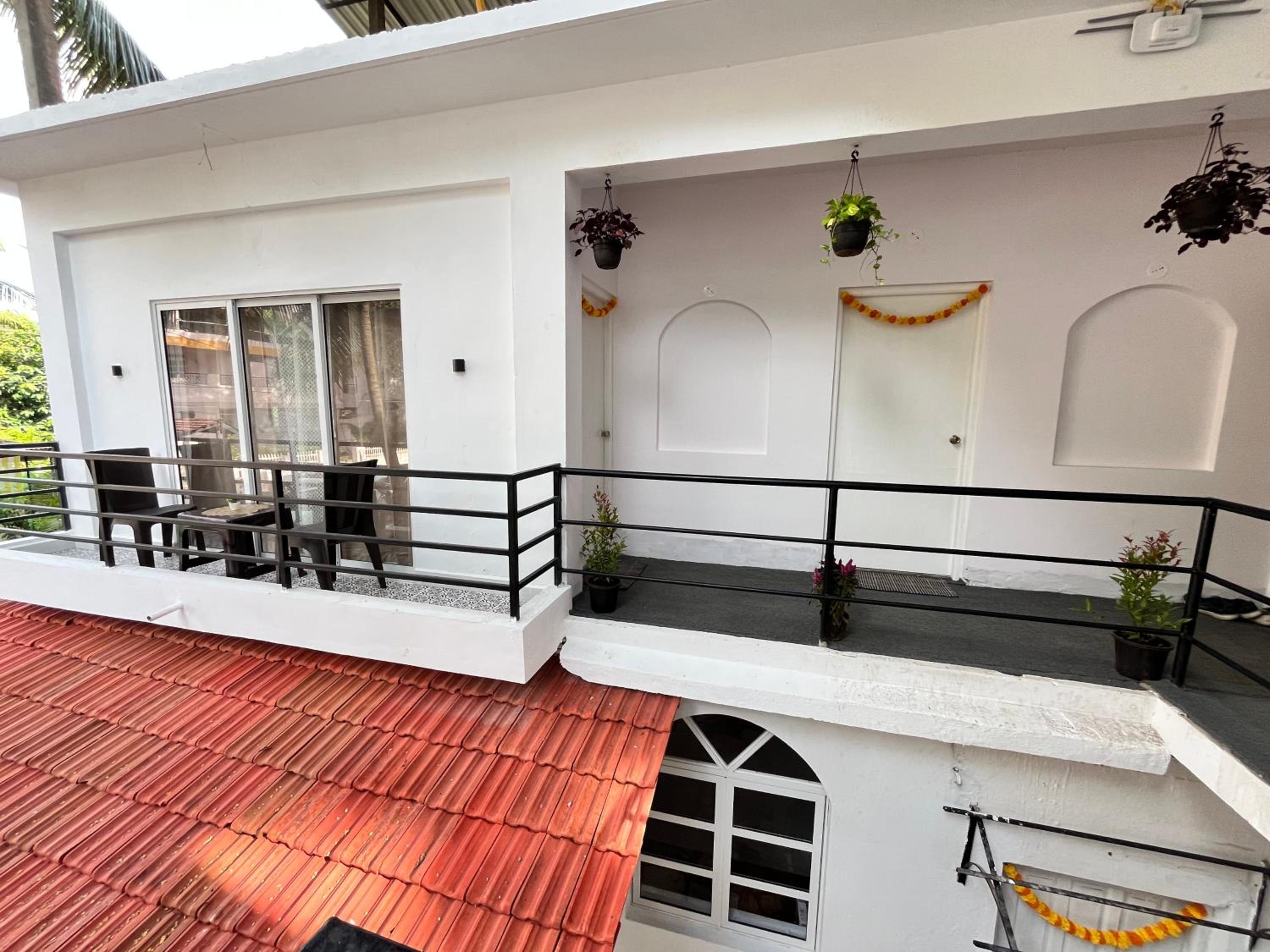 V R Holiday Home view 5