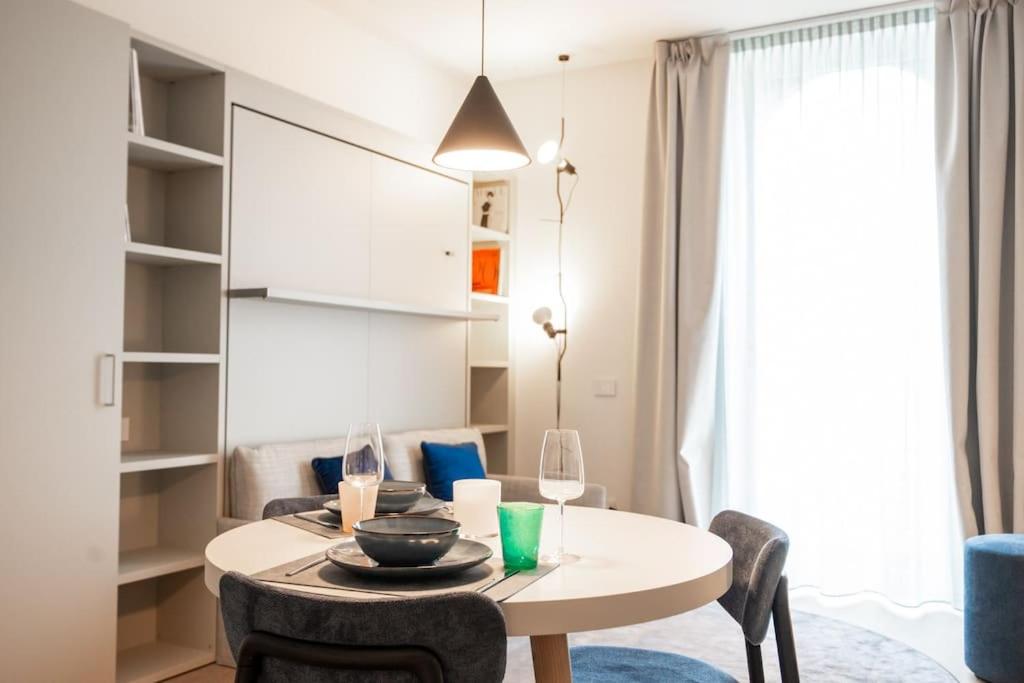 New! Andy Suite - Modern and Design