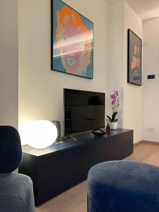 New! Andy Suite - Modern and Design