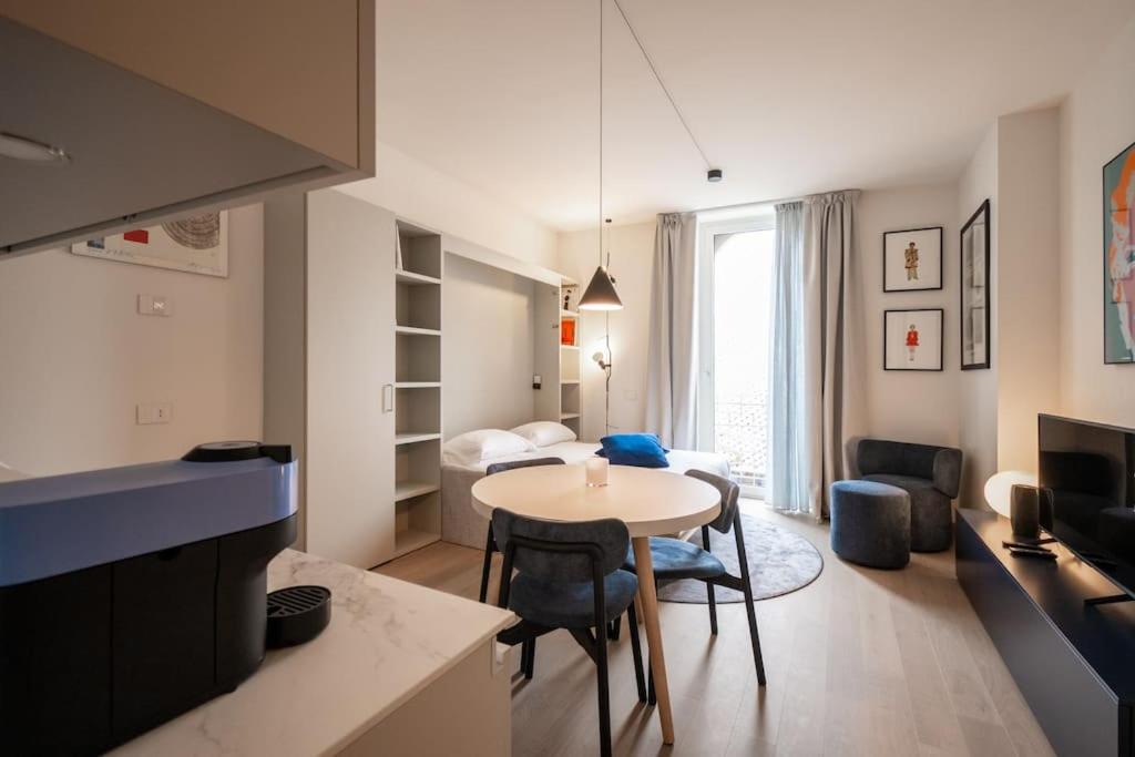 New! Andy Suite - Modern and Design