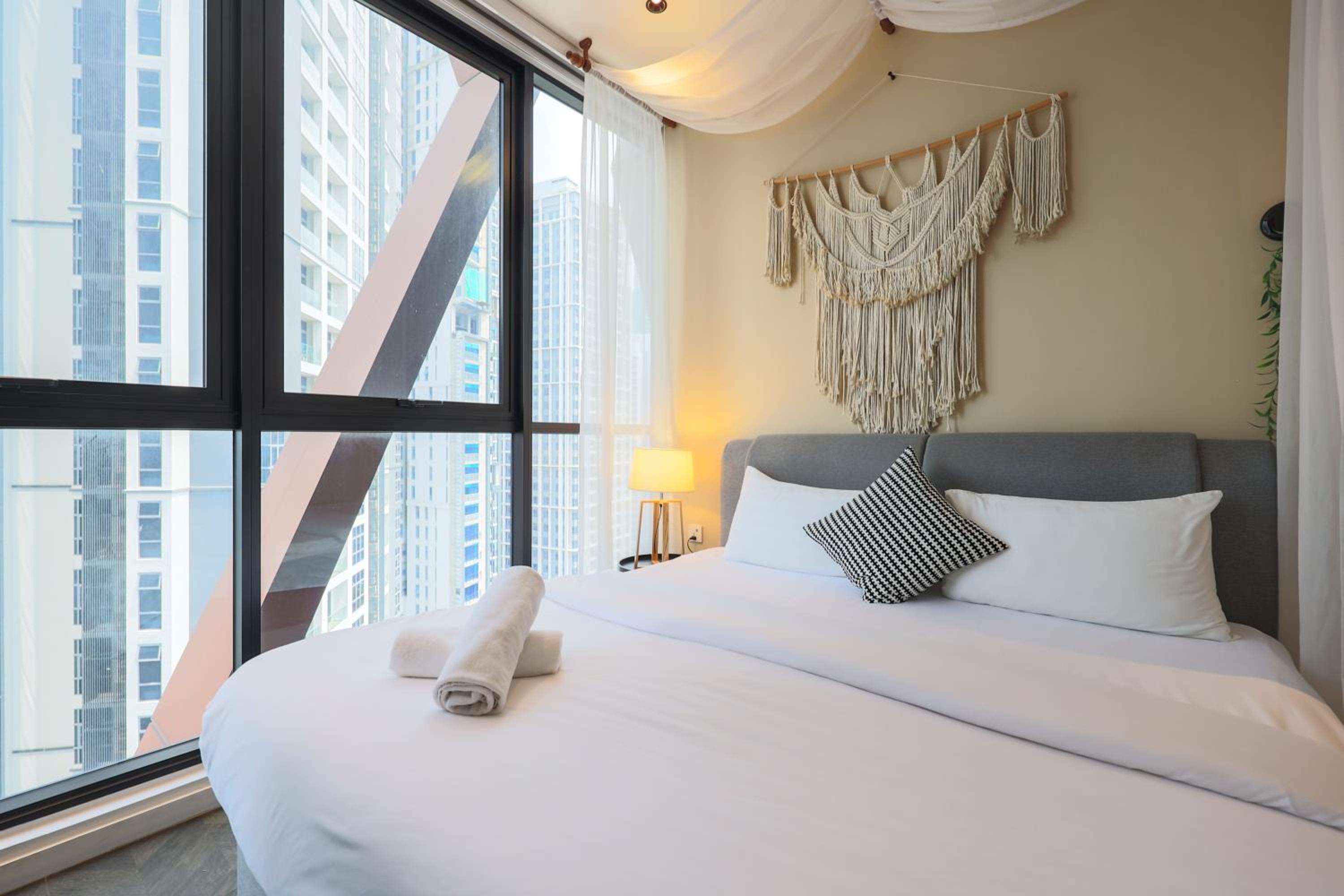 Scarletz Suites KLCC by GB