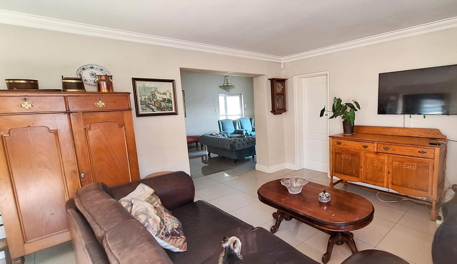 Luxury Retreat - home-away-from-home near the beach view 2