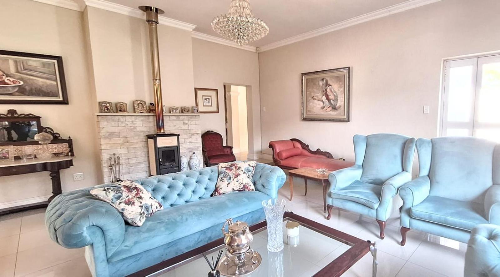 Luxury Retreat - home-away-from-home near the beach view 4