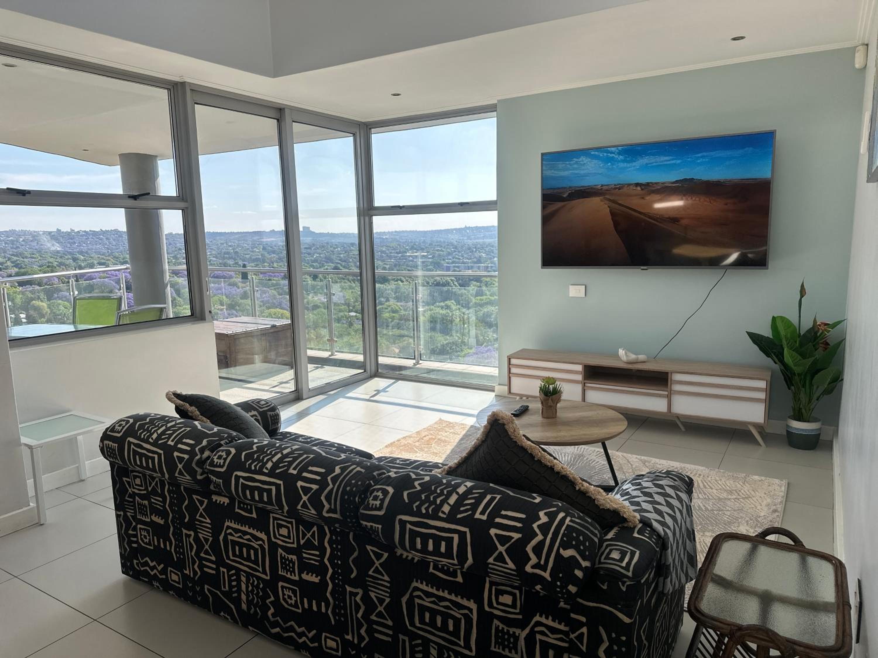 KMG Apartments at The Apex