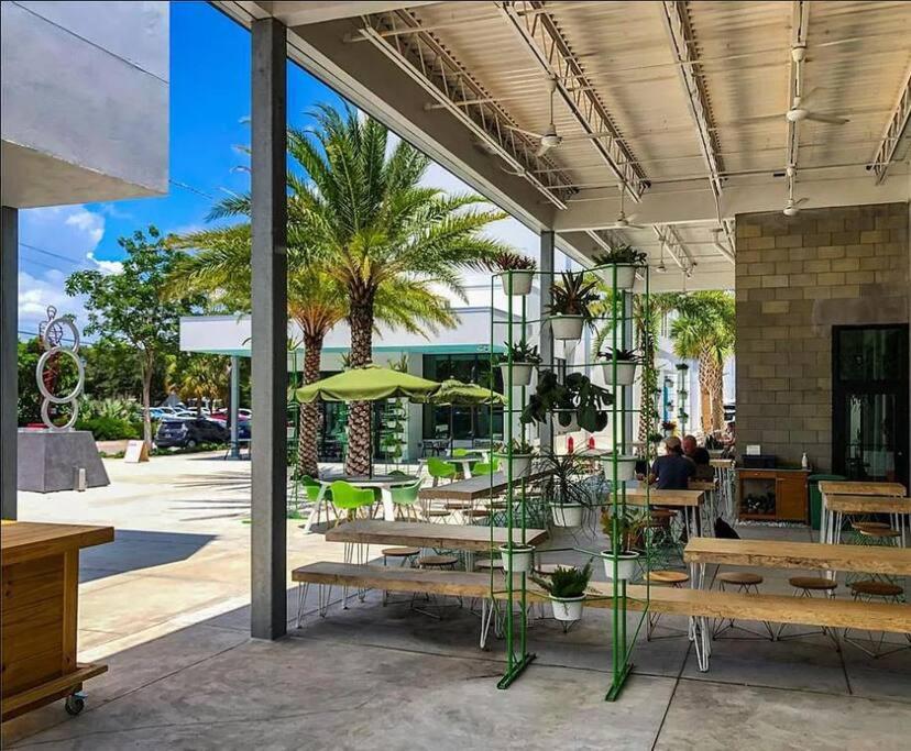 Rosemary District with Patio and in walking Distance to Downtown 3 Month Minimum