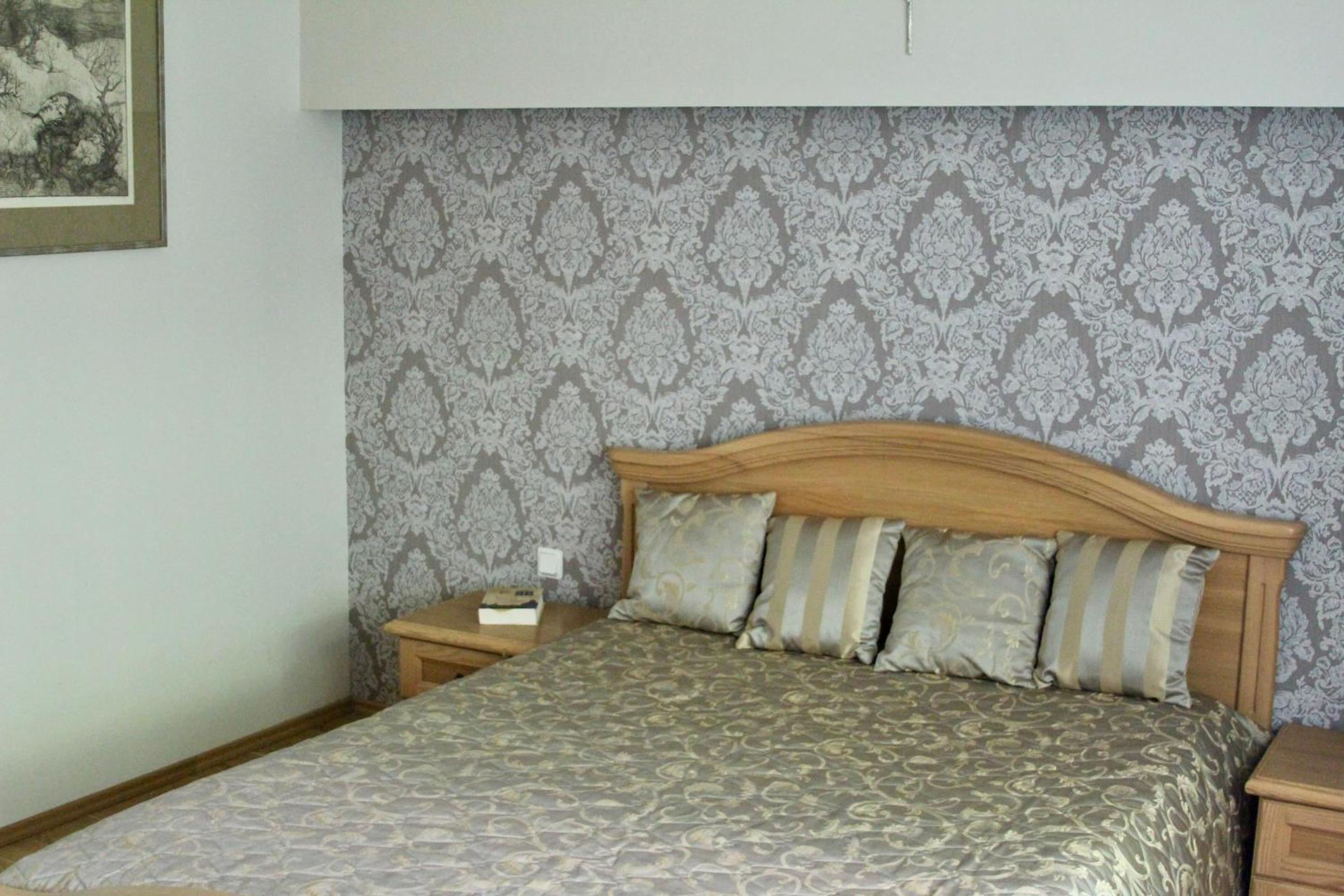 Vingis Park Apartments with 2 Bedrooms & Free Parking view 2