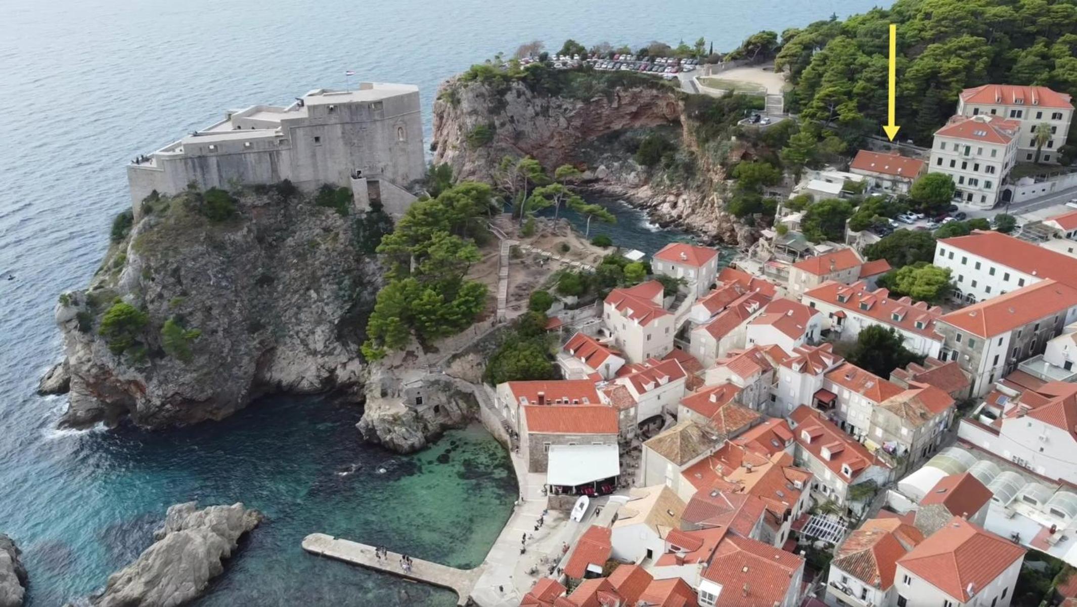 Beach Apartment Francesko near Old Town