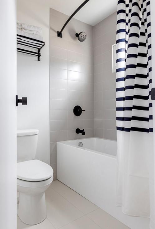 Kettle Valley Beach Resort - Image 4