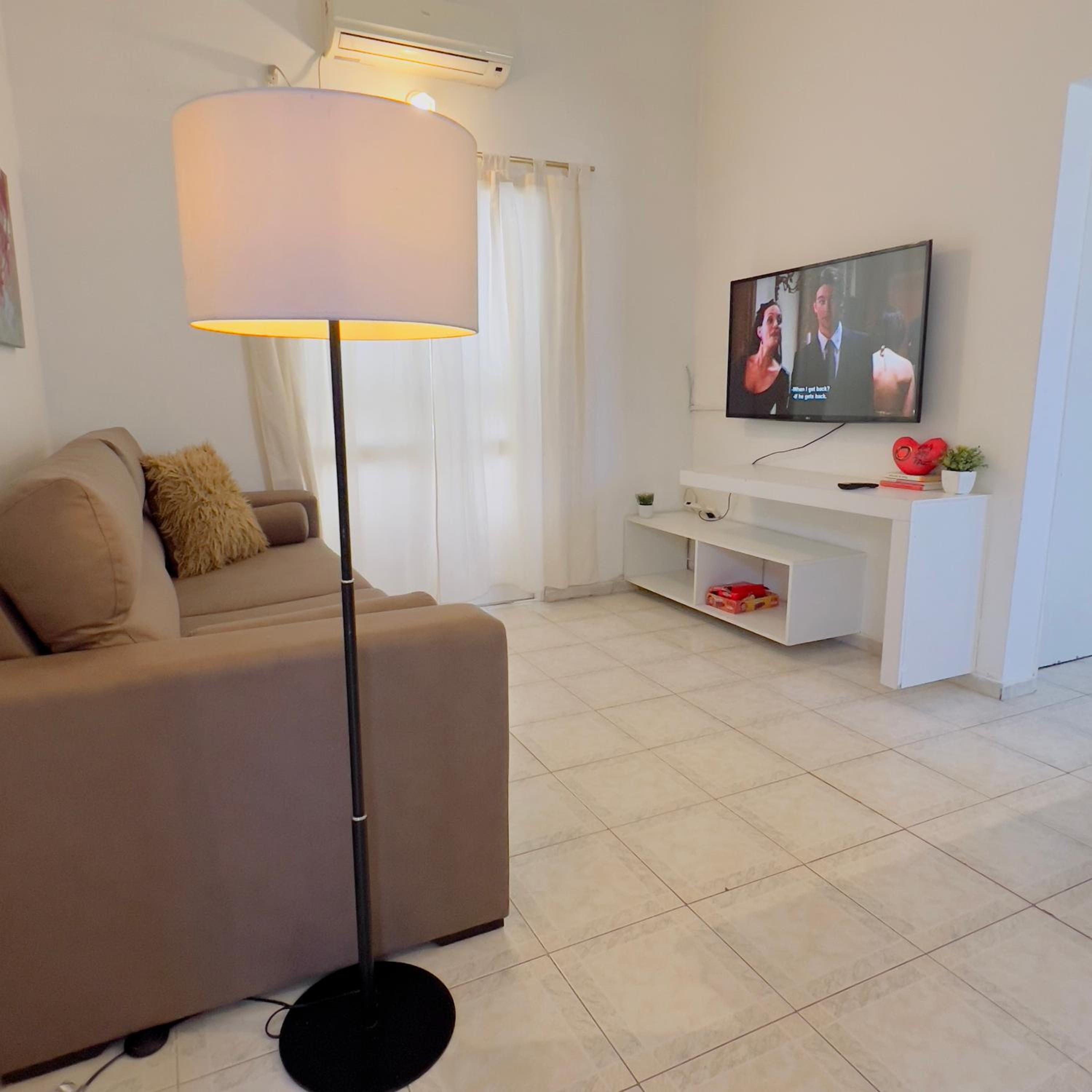 ALOJATECARLOSPAZ Iluminado y Cómodo Departamento con Pileta