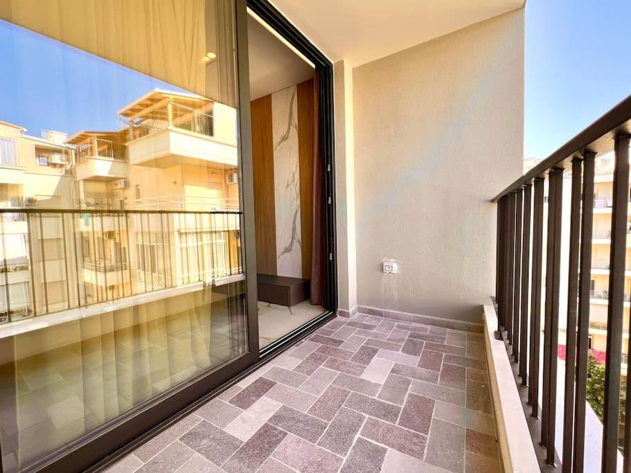 Juri Apartament Lungomare Vlorë