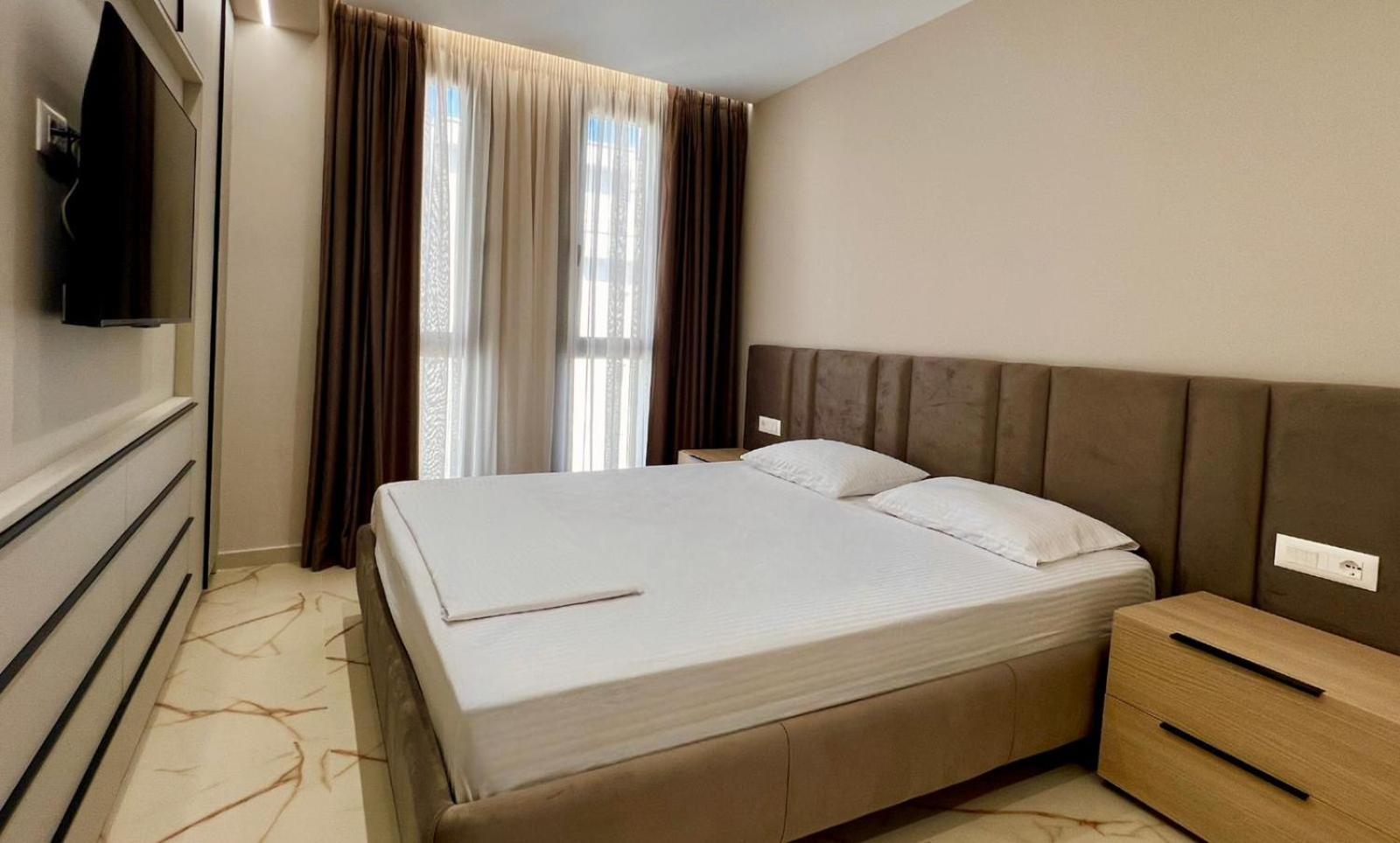 Juri Apartament Lungomare Vlorë