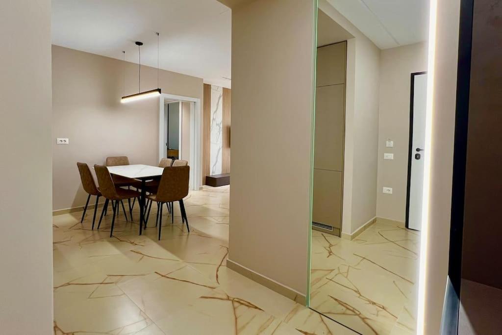 Juri Apartament Lungomare Vlorë