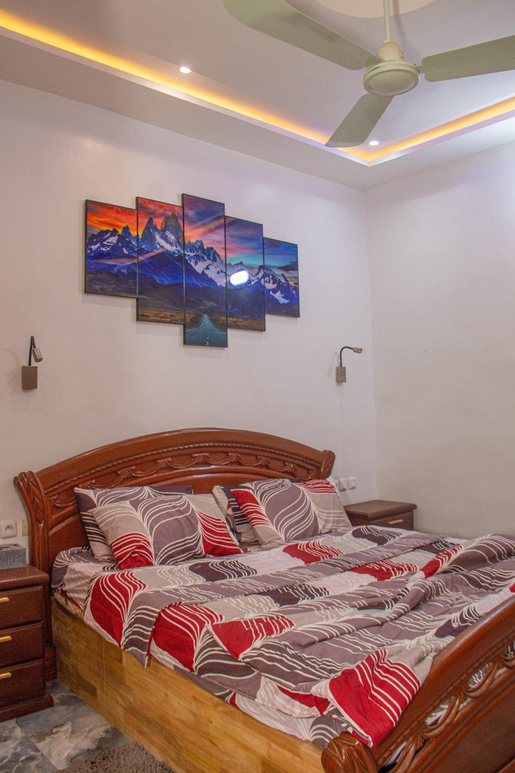RAWADE Guest house